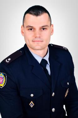 Директор навчально-наукового інституту № 2, кандидат юридичних наук, доцент, майор поліції,  Кікінчук Василь Васильович