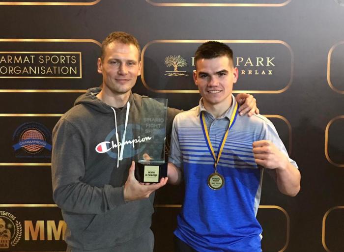 Слухач магістратури Антон Черніков переміг у турнірі з кікбоксингу
