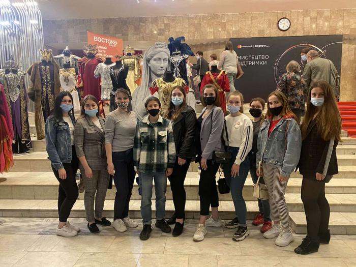 Студенти факультету № 6 відвідали Харківський національний академічний театр опери та балету ім. В.М. Лисенка