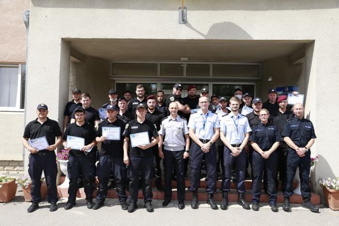 Kharkiv police trainers on public safety and order received certificates