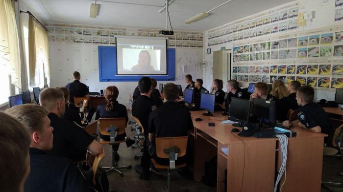 Онлайн-зустріч курсантів Сумської філії з головою ГО «Ліга сучасних жінок»