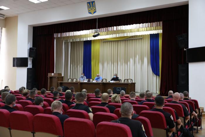 Ректор Сокуренко провів робочу зустріч із поліцейськими офіцерами громад