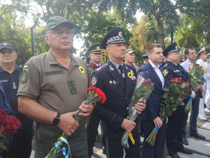 Сьогодні в Харкові вшановують пам'ять захисників України
