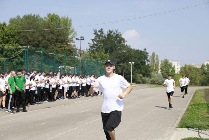 Першокурсники університету взяли участь у спортивних змаганнях