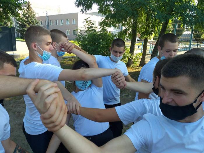 Тренінги і практична взаємодія допомагають першокурсникам адаптуватися до нових умов