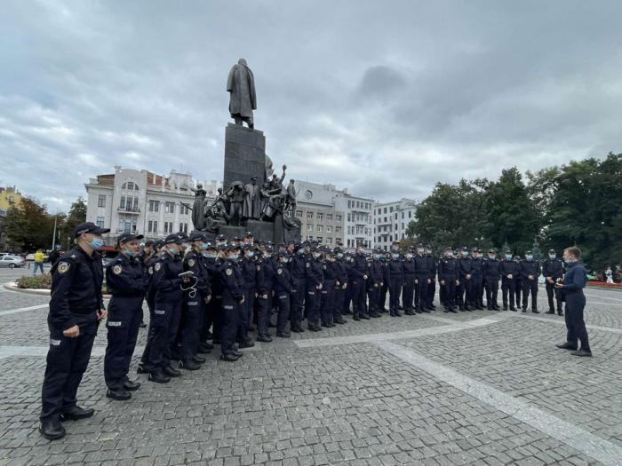 Першокурсники знайомляться з містом Харковом