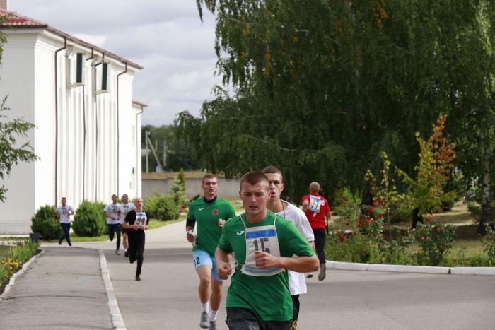 В університеті розпочалося спортивне свято