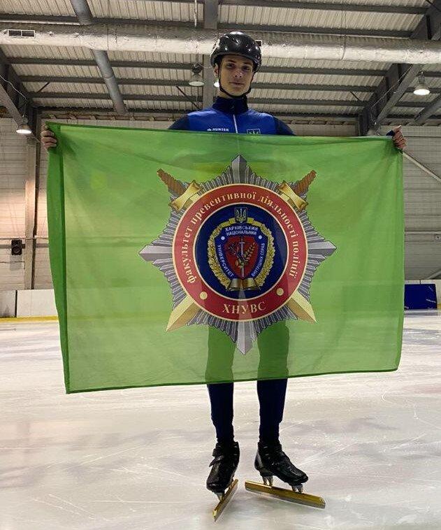 Курсант університету Богдан Мошенський став призером змагань із шорт-треку