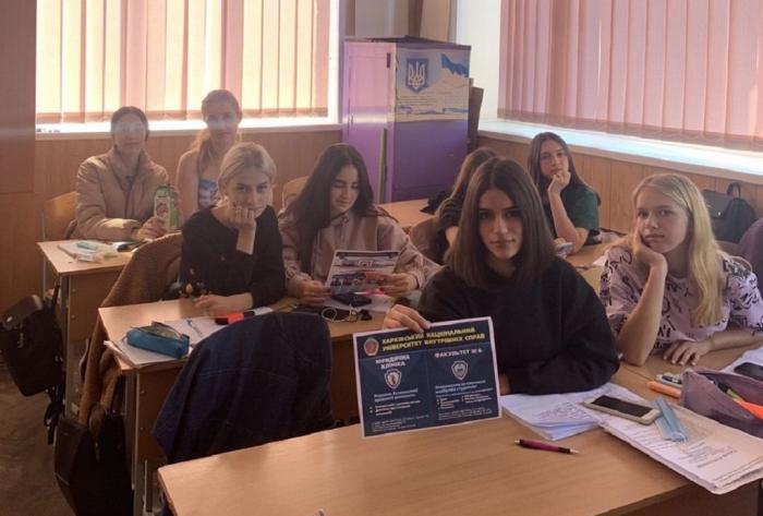 Представники університету провели зустріч зі студентами коледжу