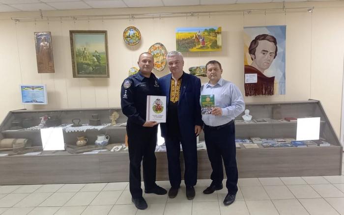 Поповнення експозиції Освітньо-культурного центру ім. Т. Шевченко ХНУВС