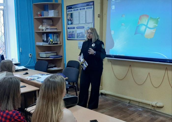 Учнів Харківської ЗОШ № 101 запросили на навчання до університету