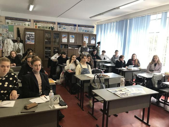 Профорієнтаційна робота у Харківській спеціалізованій школі «Вертикаль»