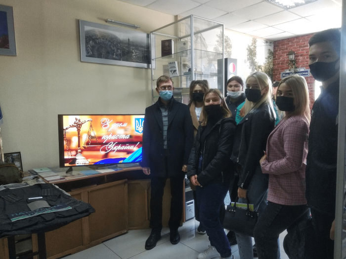 Студенти відвідали музейну виставку