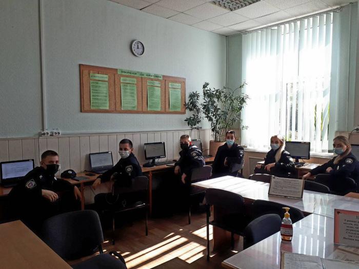 Курсанти факультету № 2 пройшли онлайн-курс «Запобігання торгівлі людьми в Україні»