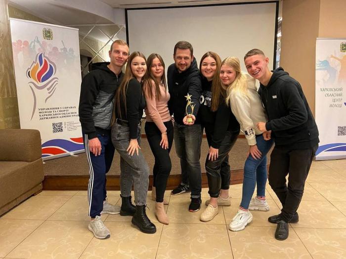 Курсанти ХНУВС отримали нагороду за найкраще відео