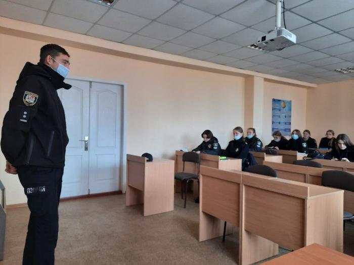 Бінарне заняття з адміністративного права