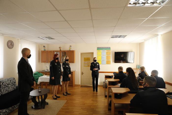 Поліцейські з Чехії відвідали практичне заняття з курсантами