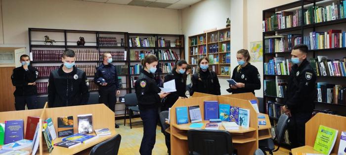 Відкриваємо захоплюючий світ літератури