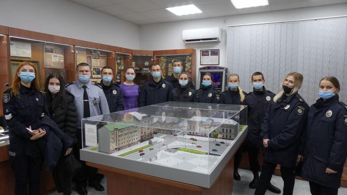 Екскурсія до Харківського наукового центру «Інститут судових експертиз ім. Засл. проф. М.С. Бокаріуса»