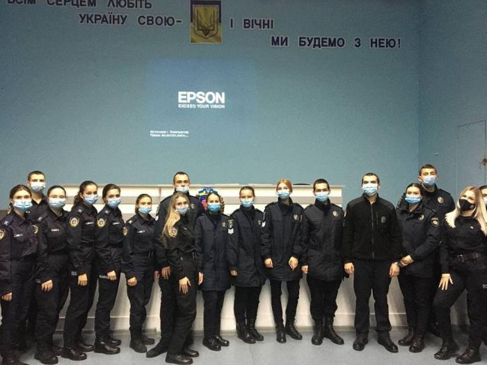 Представники Школи наукового лідерства ХНУВС ознайомили курсантів Дніпропетровського державного університету внутрішніх справ зі своєю діяльністю