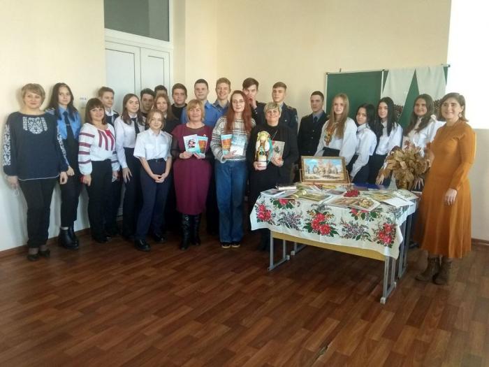 Курсанти та студенти Кременчуцького льотного коледжу зустрілися з представниками Спілки літераторів «Славутич»