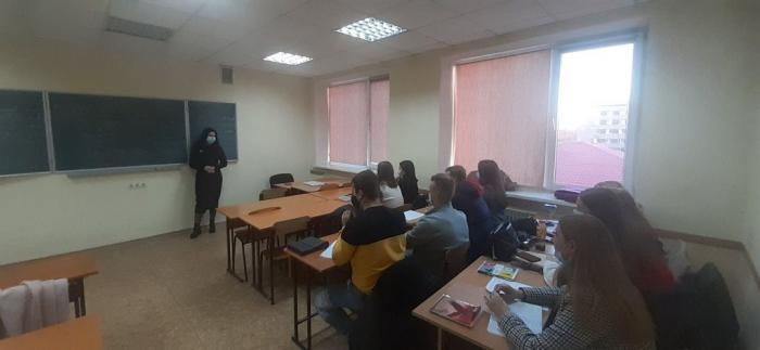 Бінарне заняття з господарського права за участі судді-спікера Господарського суду Луганської області