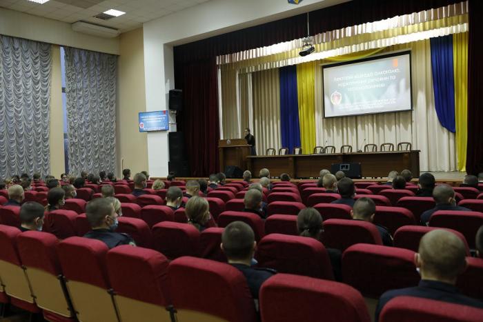 Відеолекторій до Всесвітнього дня боротьби зі СНІДом