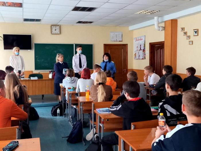 Профорієнтаційна робота льотного коледжу у Кременчуцькому ліцеї № 30