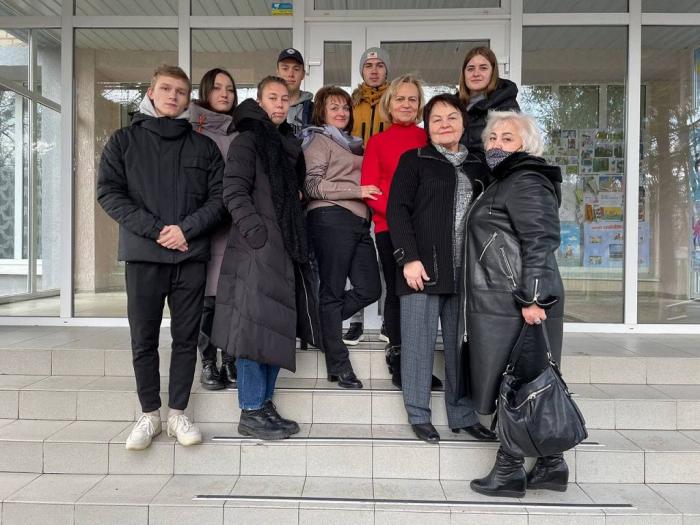 Студенти ХНУВС відвідали вихованців підшефної школи 