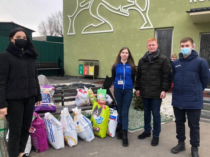 Курсанти та студенти університету долучилися до благодійної акції «Дай лапу, друже!»