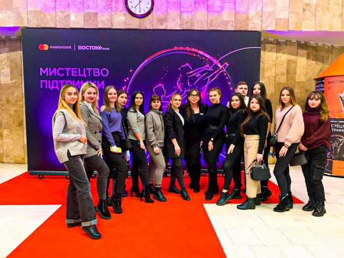 Курсанти факультету № 2 відвідали Харківський національний академічний театр опери та балету ім. В.М. Лисенка