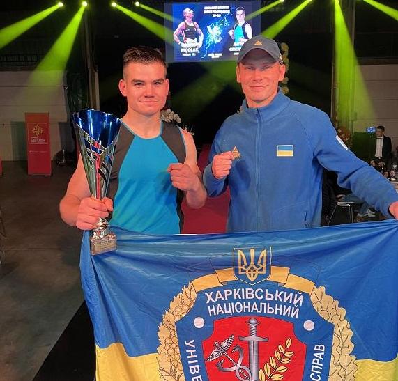 Слухач магістратури ХНУВС Антон Черніков – срібний призер чемпіонату світу з французького боксу Сават
