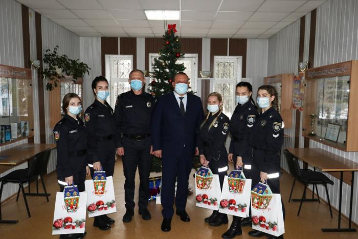 Чужих дітей не буває