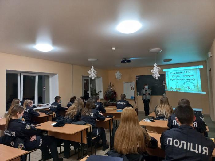 Кураторська година про голодомор на Сумщині