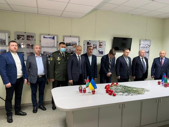 Проректор ХНУВС Леонід Могілевський взяв участь у відкритті фотовиставки «Кривавий січень»