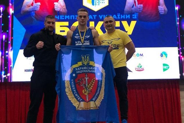 Курсант університету Ілля Тогобицький – чемпіон України з боксу
