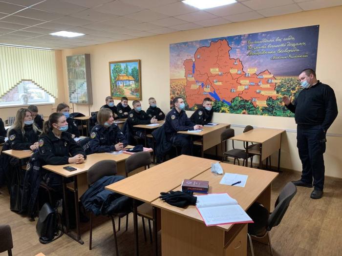 Бінарні заняття з конституційного права