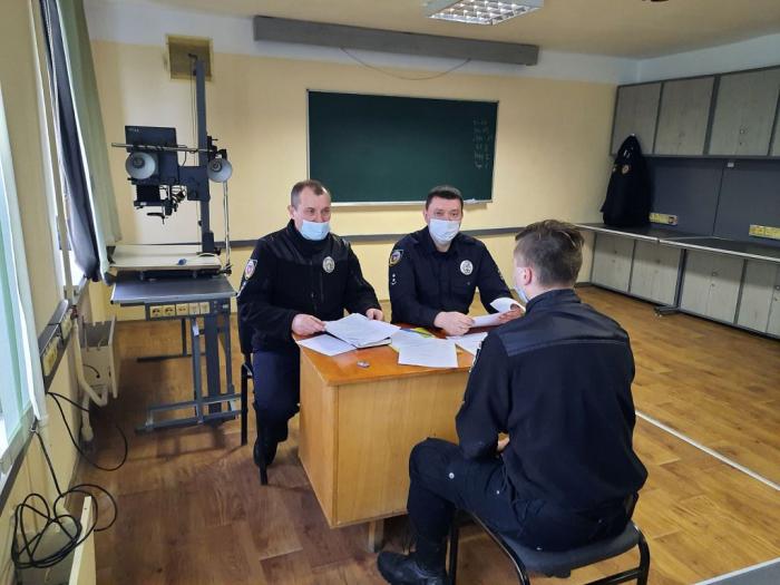 Курсанти університету захищають матеріали навчальної практики