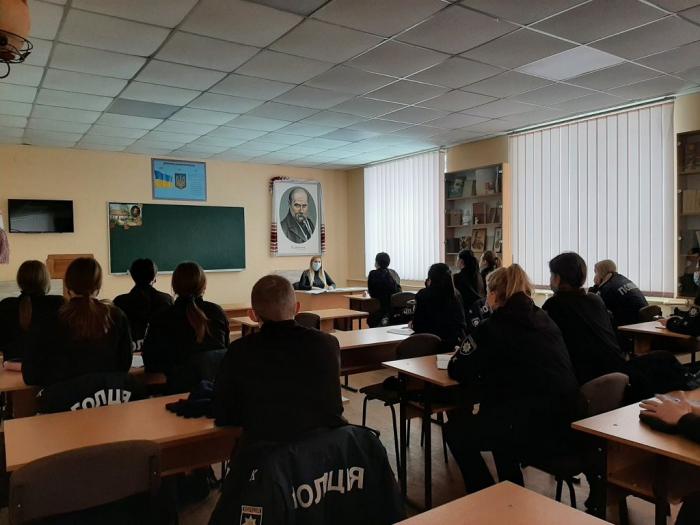 Кафедрою трудового та господарського права проведено бесіду «Україна єдина»