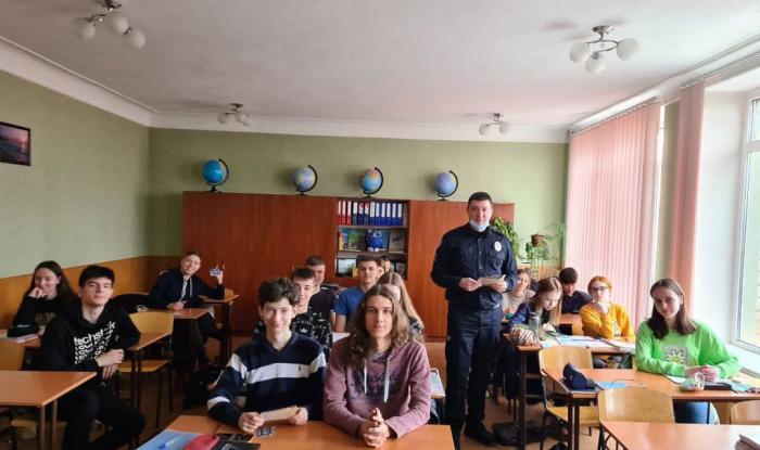 #UAразом: Бесіда зі школярами, присвячена Дню пам'яті Героїв Небесної Сотні