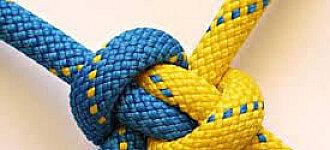 Тримаймося, Україно!