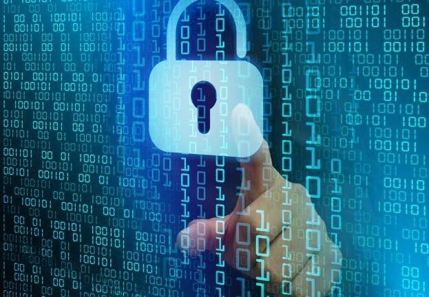 Українцям приходять листи з програмою, яка викрадає паролі та файли