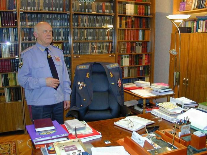 Привітання з нагоди ювілею академіку Олександру Бандурці від Кримінологічної асоціації України