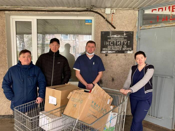 Допомога медикам і дітям Харкова від працівників університету