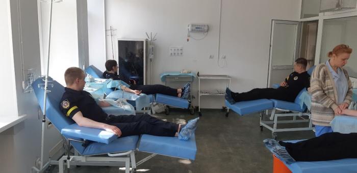 Курсанти ХНУВС поповнили запаси крові