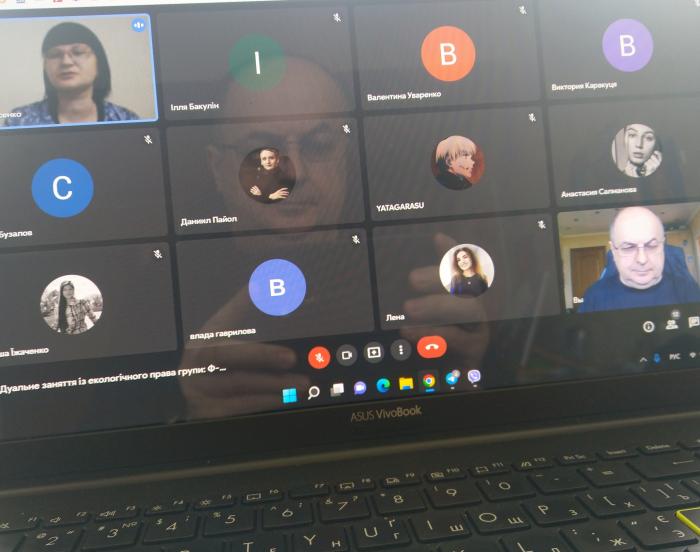 Особливості посвідчення земельних договорів в умовах військового стану