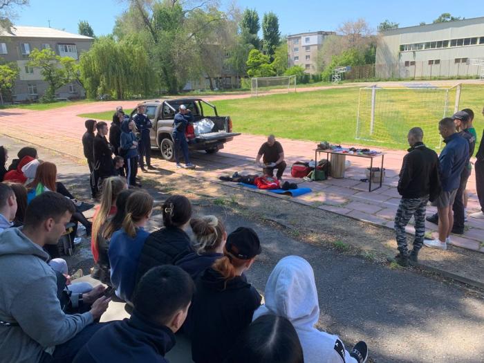 Курсанти ХНУВС пройшли одноденний тренінг з тактичної медицини