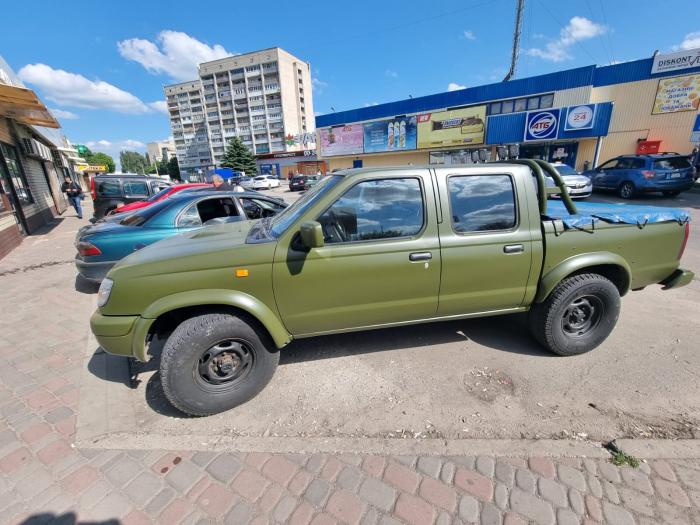 Сім’я Олександра Бандурки передала бійцям ЗСУ п’ять автомобілів