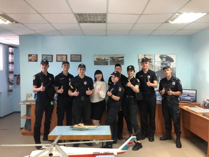 Курсанти факультетів № 3 та № 4 відвідали музей історії Кременчуцького льотного коледжу ХНУВС 
