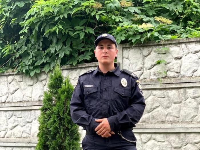 Курсант університету затримав грабіжника